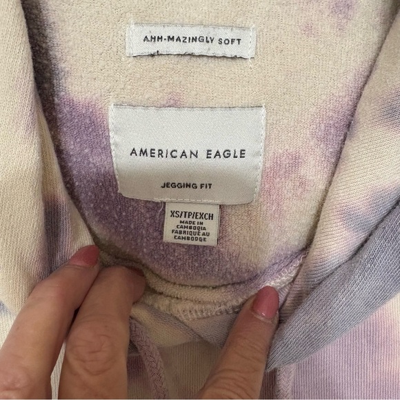 American Eagle Outfitters Tie-Dye Hoodie in Lavender and Beige - Picture 5 of 8